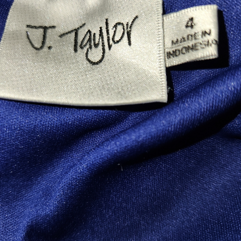NWT J. Taylor Blue Long Formal Dress Size 4 - Picture 5 of 6